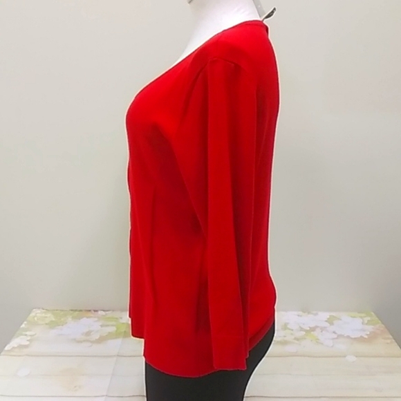 Red Chelsea and Theodore Sweater 4023p - Picture 2 of 7